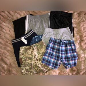 Baby size 18m & 18-24m shorts bundle
